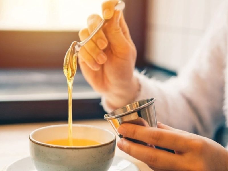 người mắc bệnh mỡ máu có uống mật ong được không? 