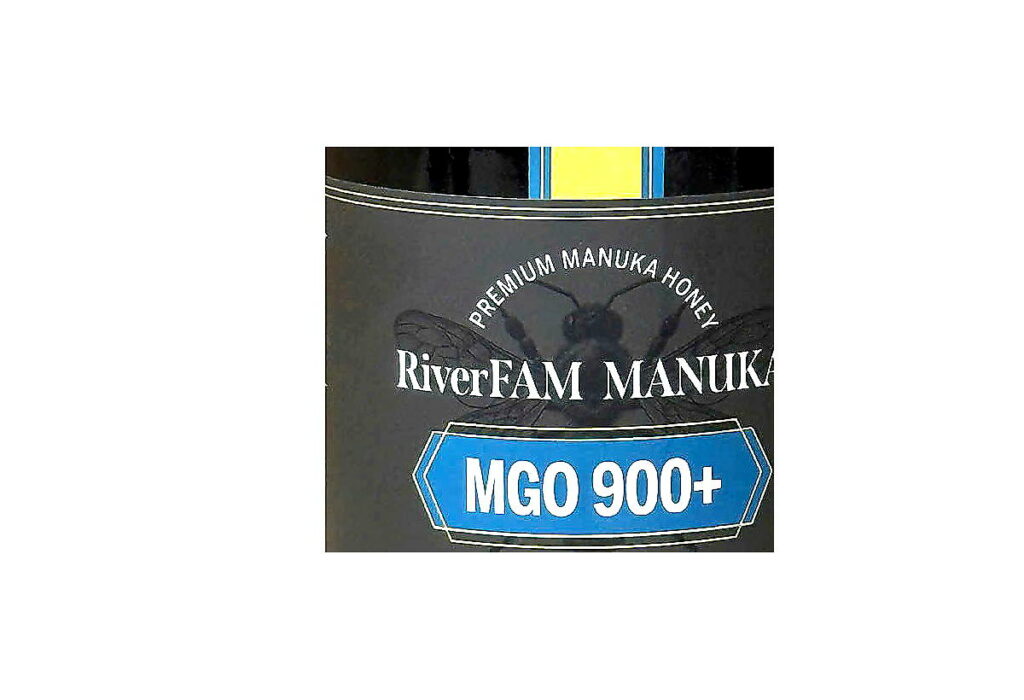 Mật ong Manuka RiverFAM MGO 900+ 250g hộp thủy tinh Cận cảnh nhãn mật ong Manuka RiverFAM MGO 900+ chỉ số cao